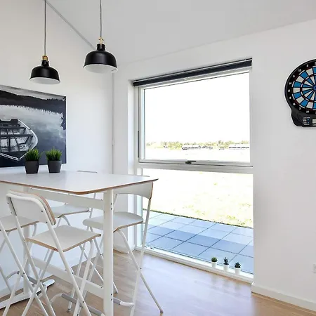 Modern Retreat With - By Traum *