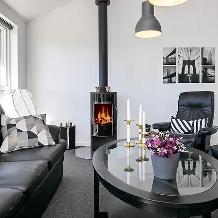 Hébergement de vacances Modern Retreat With - By Traum Løkken